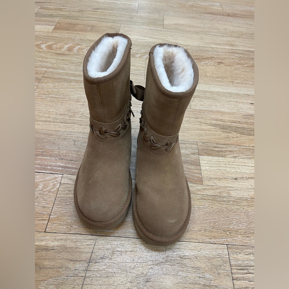 Ugg Classic Lace Short